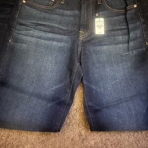 BRAND NEW, express jeans. Never worn still tagged